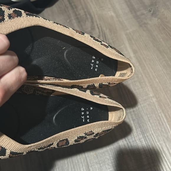 A new day Claire knit cheetah ballet flats - Picture 2 of 5